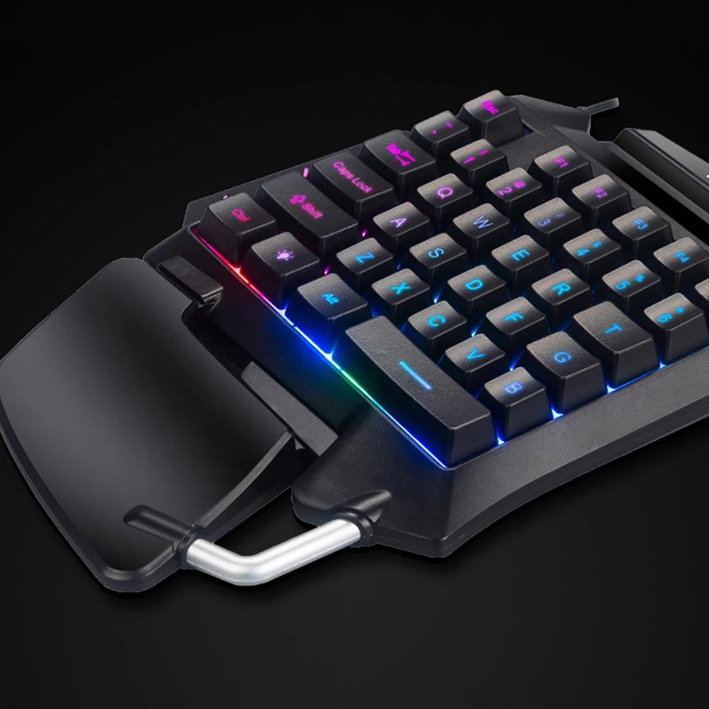One Hand Game Mechanical Keyboard USB Wired Gaming Portable Ergonomic LED Backlight Mini PC Keyboard For PS4 Xbox