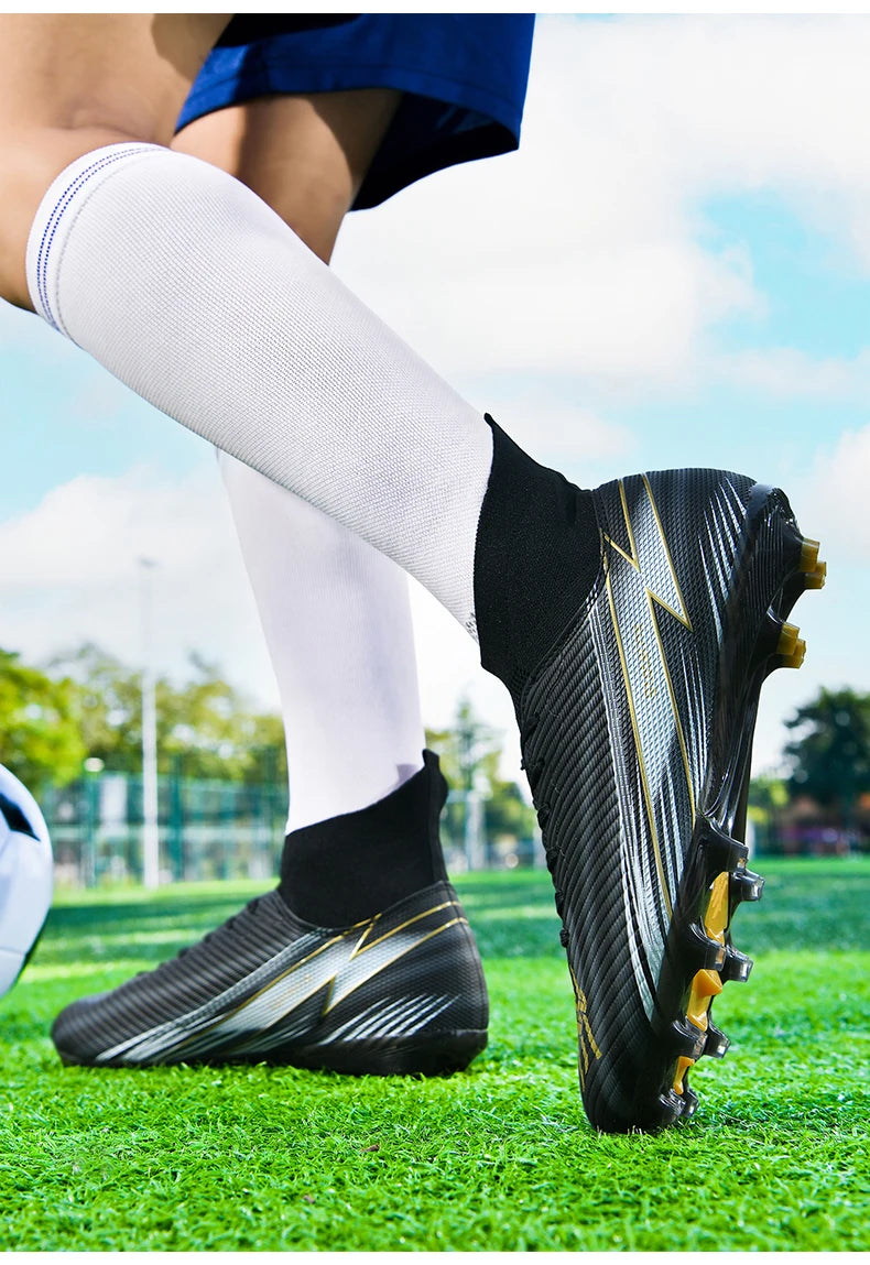 Nouvelles chaussures de football pour hommes, chaussures de match montantes, chaussures de futsal de haute qualité, chaussures de football d'intérieur antidérapantes, baskets d'extérieur, crampons pour gazon, meilleures v