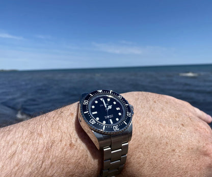 Cronos Automatic Diving Watch Stainless Steel 2000 Meters Water Resistance Professional Diver NH35 L6009M