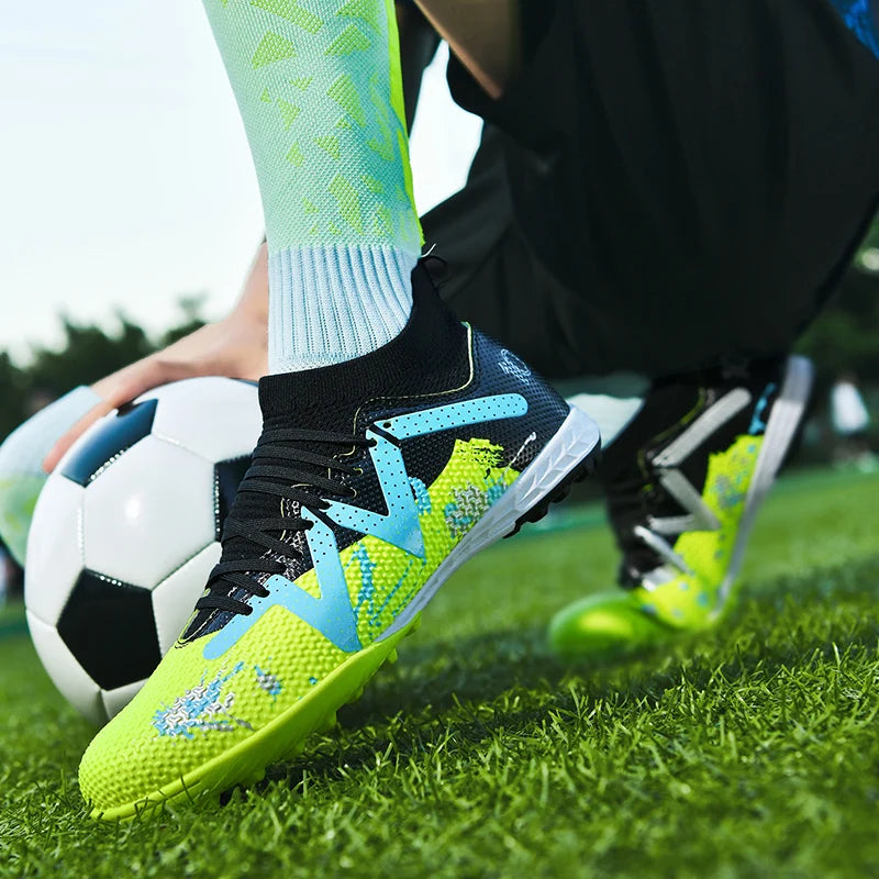 Botte de Football en salle, crampons de Futsal professionnels pour hommes, chaussures de Football pour adultes, durables, confortables, antidérapantes, baskets d'entraînement pour adolescents