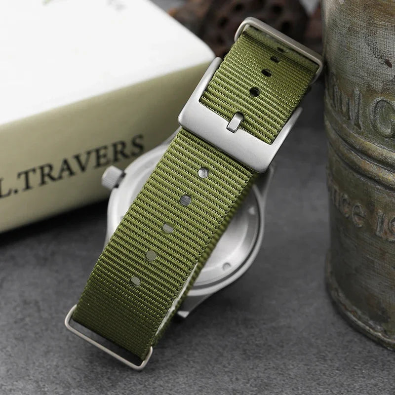 Militado D12 Quartz Watch Men VD78 Movement Domed Sapphire Crystal V2 Clear AR Coating Wristwatch 10Bar Water Resistance Watches