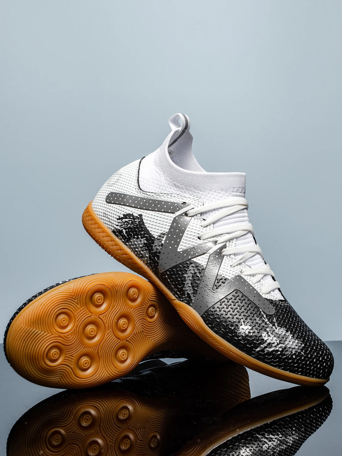 Professional Men's Indoor Flat-Bottomed Football Shoes Adult Durable Comfortable Training Shoes Teenagers Non-Slip Soccer Shoes