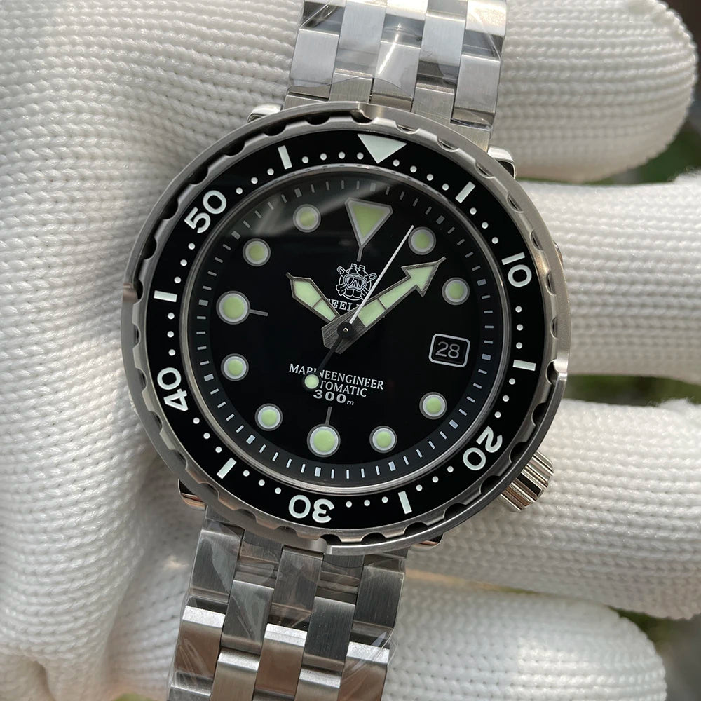 STEELDIVE SD1975 Mens Automatic Watches Men Dive Watch 300m Waterproof Mechanical Wristwatch C3 Luminous Clock Sapphire Mirror