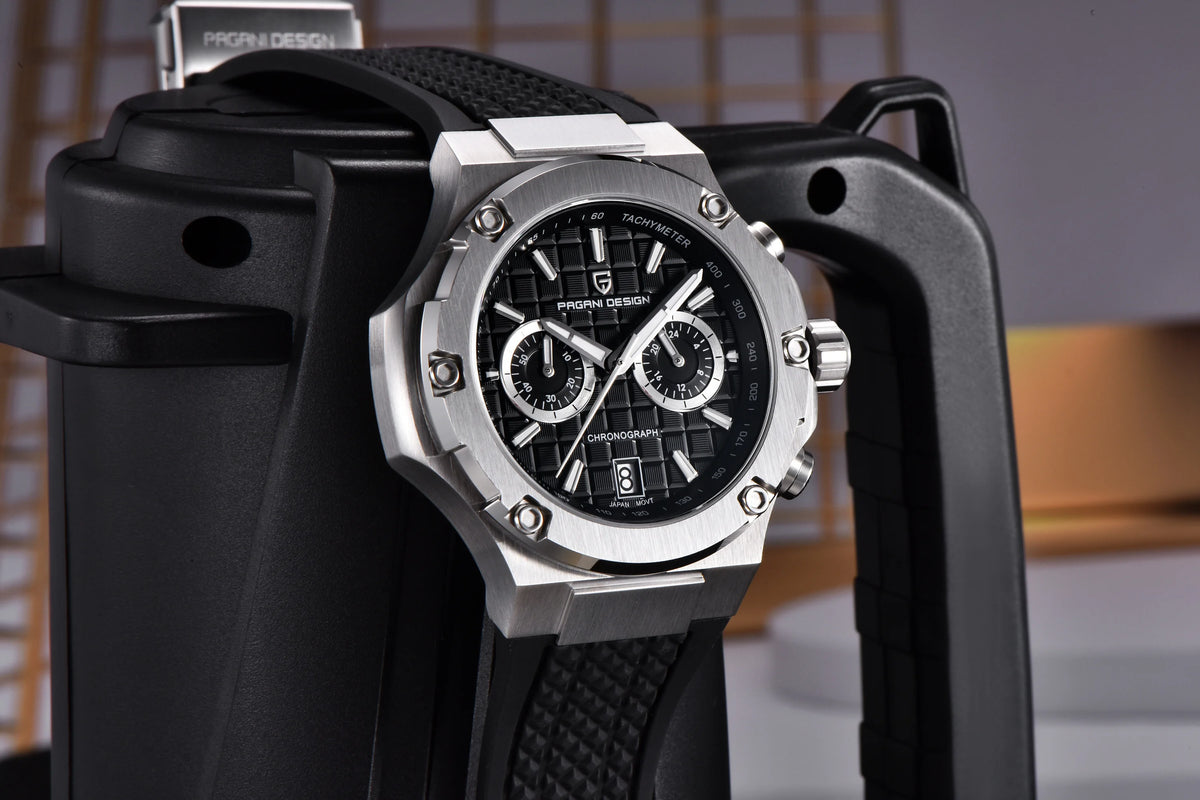 Orologio da uomo PAGANI DESIGN – Cronografo sportivo di lusso in oro rosa, dotato di un movimento al quarzo giapponese VK64 e di un cinturino in gomma fluorurata.