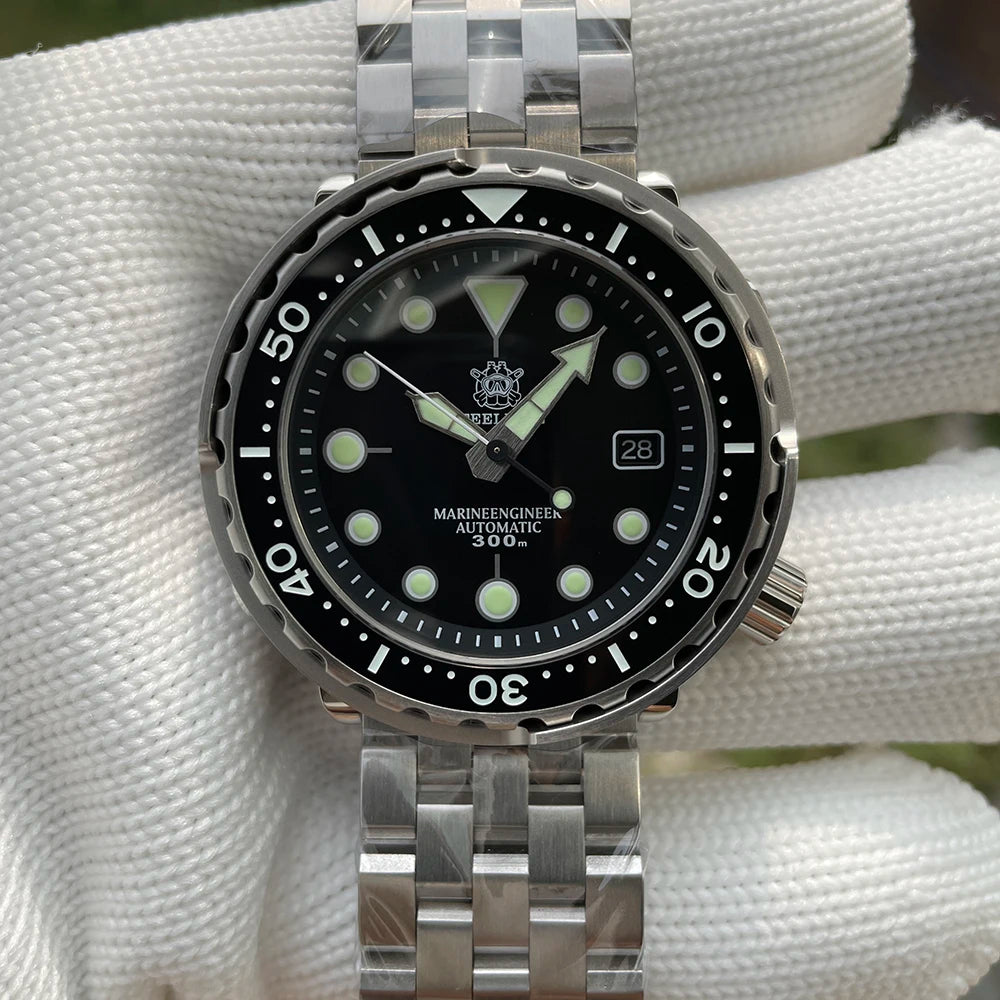 STEELDIVE SD1975 Mens Automatic Watches Men Dive Watch 300m Waterproof Mechanical Wristwatch C3 Luminous Clock Sapphire Mirror
