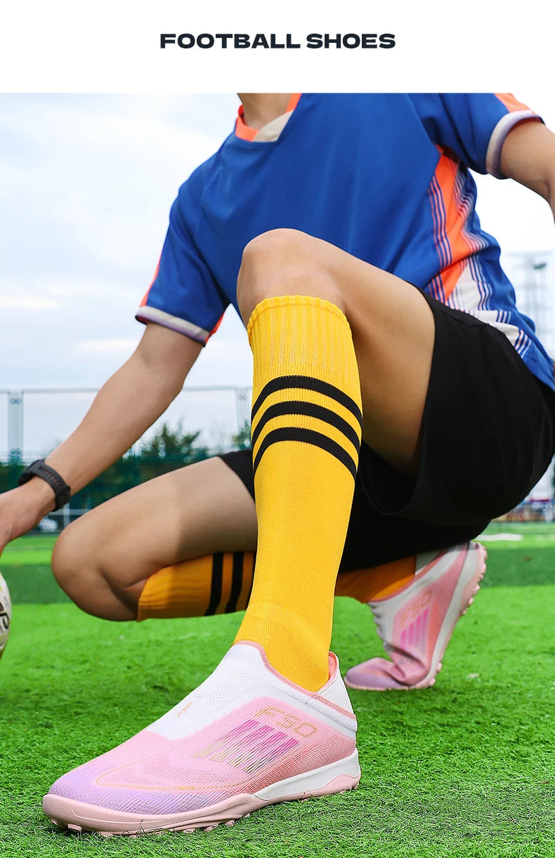 New Men's Soccer Shoes Grass Adult Football Boots FG Ultralight Sport Indoor Cleats Non-Slip Turf Futsal Comfortable  Sneakers
