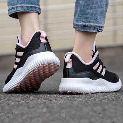 Chaussures de sport pour femmes Adidas, modèle original, légères, respirantes, idéales pour l’entraînement physique, avec amorti, pour la course à pied, modèle Id0352-4.