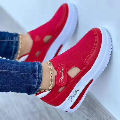 Large Casual Single Shoes for Women 2025 New Summer Flat Bottomed Breathable Casual Mesh Fashionable Thick Soled Sports Shoes