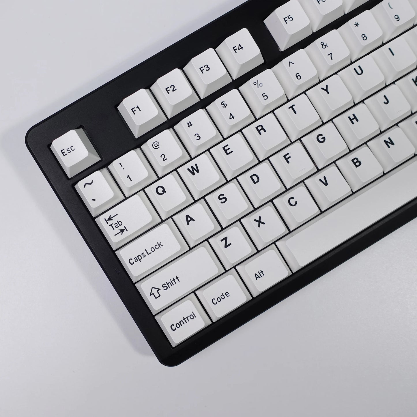 KBDiy GMK BOW Keycaps Cherry Profile Retro White And Black Double Shot PBT Keycap 7u for Mechanical Gaming Keyboard Key Caps Set