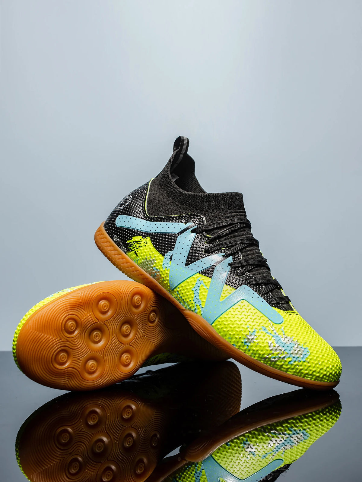 Professional Men's Indoor Flat-Bottomed Football Shoes Adult Durable Comfortable Training Shoes Teenagers Non-Slip Soccer Shoes