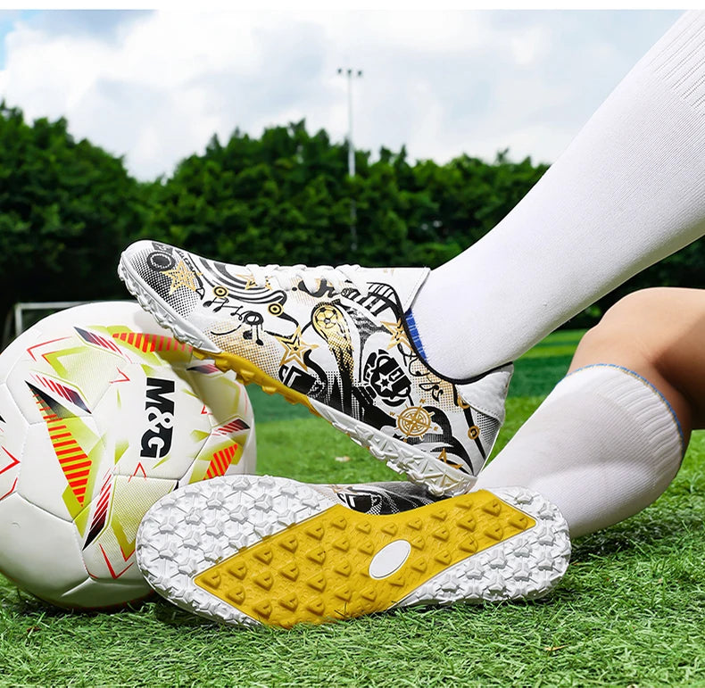 Chaussures de football pour étudiants, chaussures de sport, terrain de société, chaussures de football pour garçons, futsal, baskets rapides d'intérieur, crampons originaux pour la cheville, chaussures de football