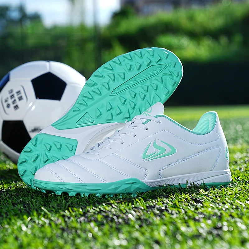 Nouvelles chaussures de football pour hommes, chaussures de soccer d'extérieur TF FG, crampons pour terrain en herbe, chaussures d'entraînement confortables, chaussures de match, futsal, chaussures de sport respirantes pour