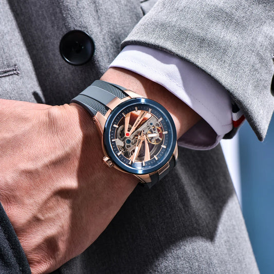Orologio da uomo PAGANI DESIGN – Modello meccanico automatico di lusso, tipo «scheletrato» (a cuore aperto), dotato di tourbillon, vetro zaffiro con trattamento antiriflesso, impermeabile e luminescente.