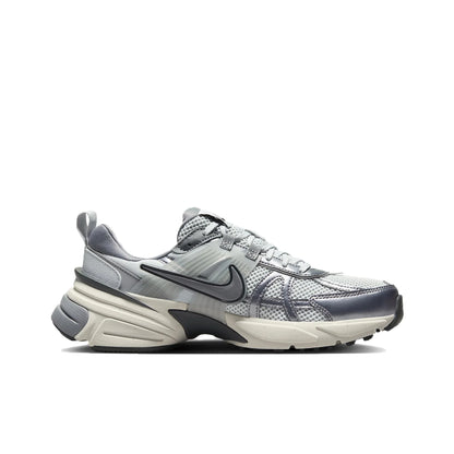 Nike V2K Run Retro Running Shoes Comfortable cushioning and durable construction Unisex everyday casual style FD0736-003