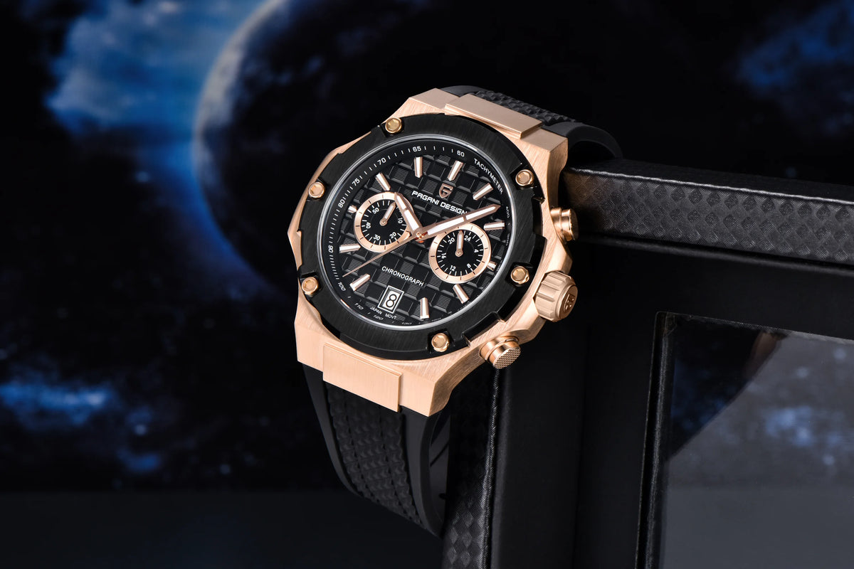 Orologio da uomo PAGANI DESIGN – Cronografo sportivo di lusso in oro rosa, dotato di un movimento al quarzo giapponese VK64 e di un cinturino in gomma fluorurata.