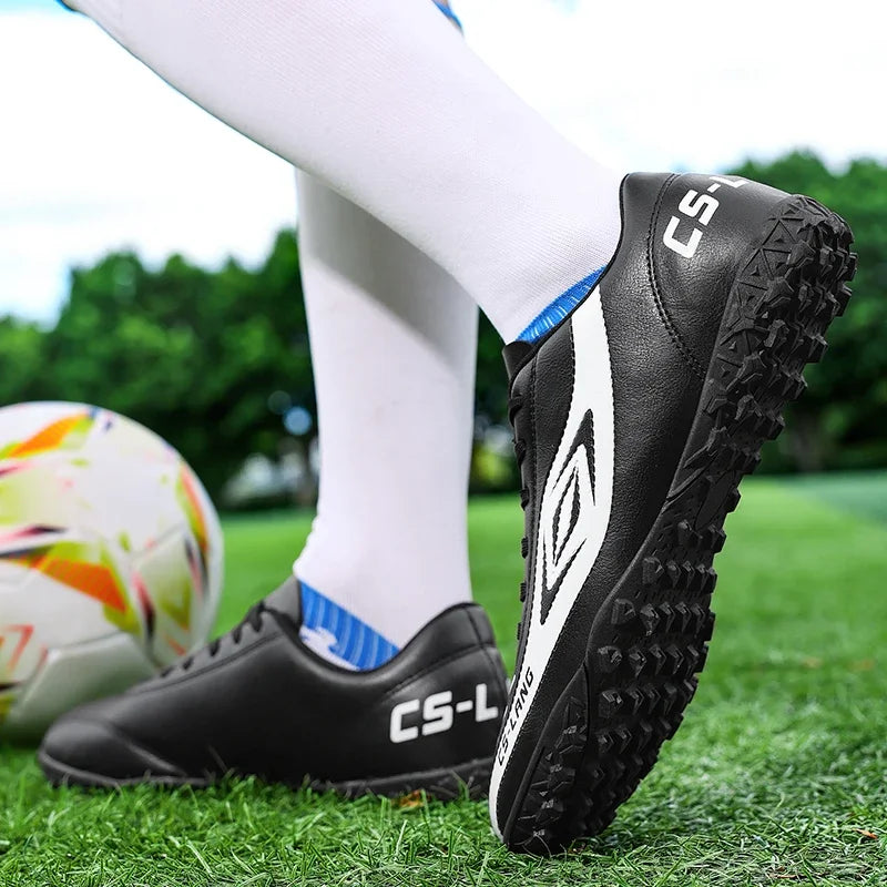 New Men Football Boots Grass Cleats Soccer Shoes Match Adult Indoor Ultralight Non-Slip Boys Futsal Sport Turf Comfortable