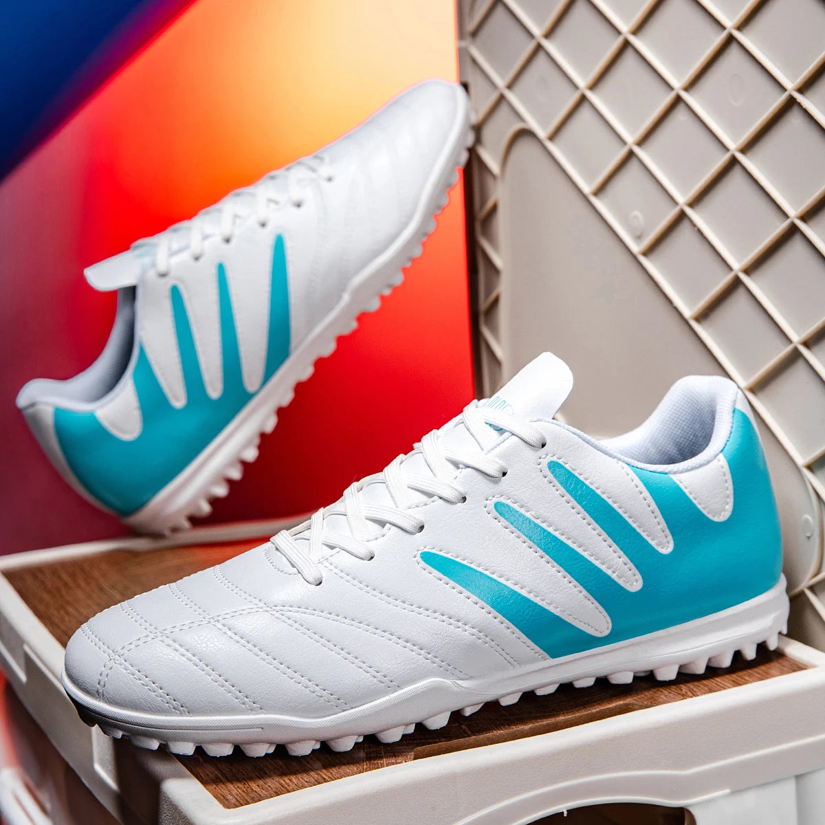 Chaussures de football Sport Essential TF Turf, tissu PU intégré, semelle en caoutchouc antidérapante, résistantes à l'usure, unisexes, décontractées.