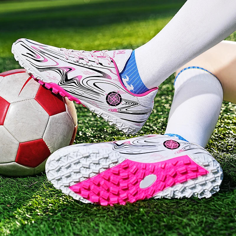 Chaussures de Football basses pour hommes, crampons de Football professionnels pour enfants en plein air, baskets d'entraînement sur gazon de haute qualité, chaussures de Sport, nouvelle collection