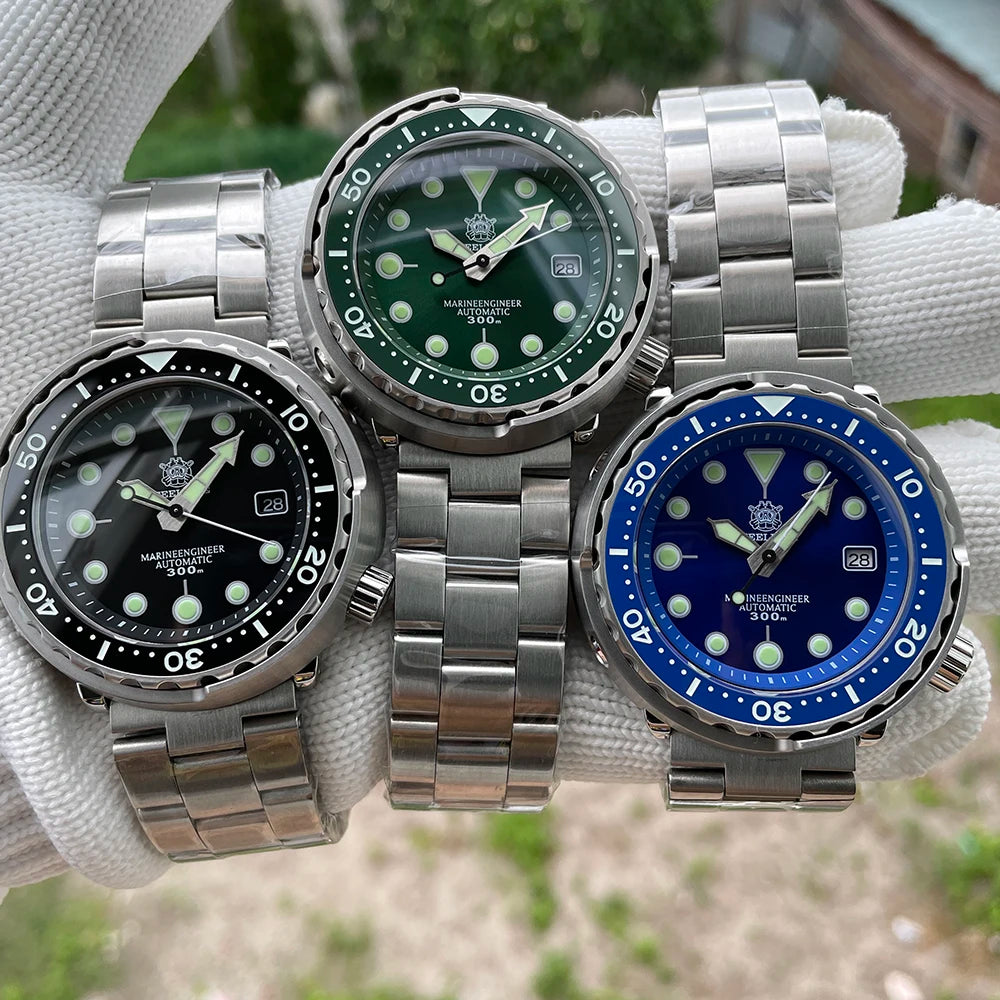 STEELDIVE SD1975 Mens Automatic Watches Men Dive Watch 300m Waterproof Mechanical Wristwatch C3 Luminous Clock Sapphire Mirror