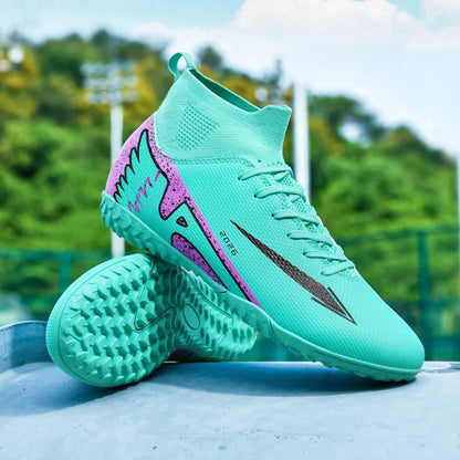 Chaussures de Football pour hommes et femmes, chaussures de sport en plein air, chaussettes ultralégères, antidérapantes, baskets de Futsal, nouvelle mode