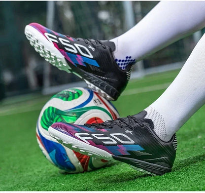 Nouvelles chaussures de football pour hommes, adaptées à la pratique sur gazon, ultralégères, antidérapantes, baskets de sport pour activités de plein air, chaussures de football professionnelles, chaussures d'entraîne