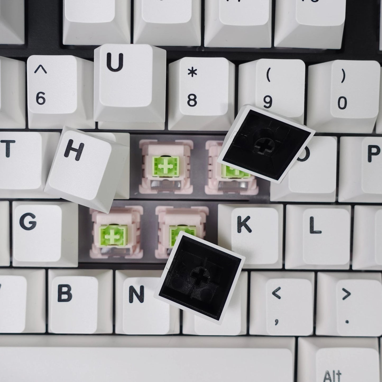 KBDiy GMK BOW Keycaps Cherry Profile Retro White And Black Double Shot PBT Keycap 7u for Mechanical Gaming Keyboard Key Caps Set