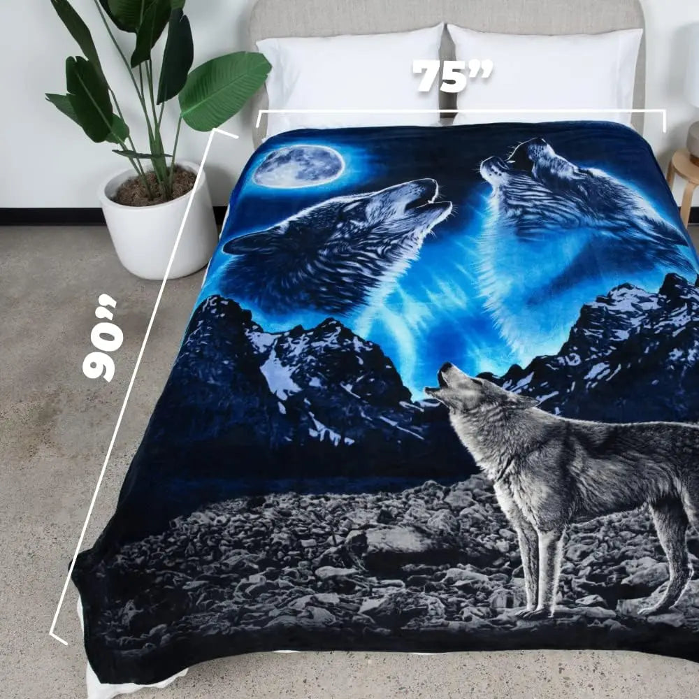 Howling Wolf Moonlight Mountain Throw Blanket Wildlife Art Design for Bedroom Decor Gift for Him NatureStyle