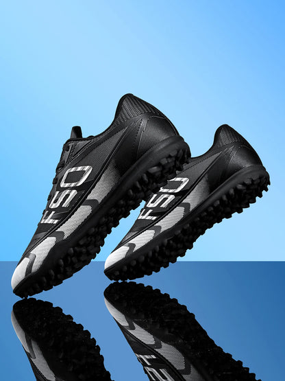 Chaussures de football TF économiques, tige en mélange PU, crampons en caoutchouc dense, antidérapantes, durables, chaussures de football pour terrain synthétique à prix abordable