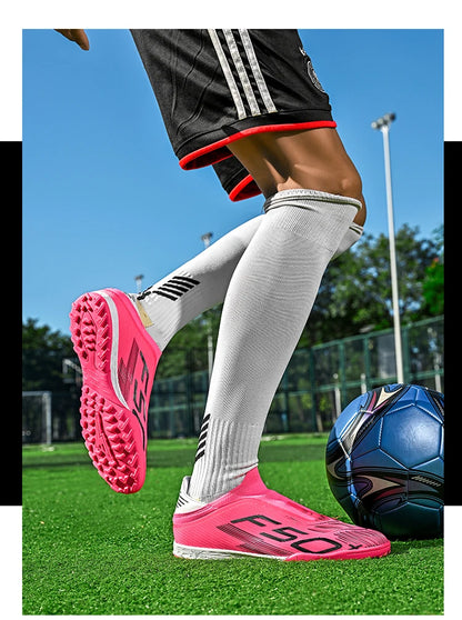 Nouvelles chaussures de football pour hommes, baskets antidérapantes, chaussures d'entraînement, bottes de football très vendues, crampons légers de haute qualité pour matchs sur gazon, mi-hautes pour l'extérieur