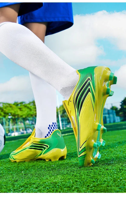 Nouvelles chaussures de football pour hommes, baskets de futsal, crampons de haute qualité, antidérapantes, chaussures de football d'intérieur, pour terrain synthétique, best-seller, montantes, pour extérieur