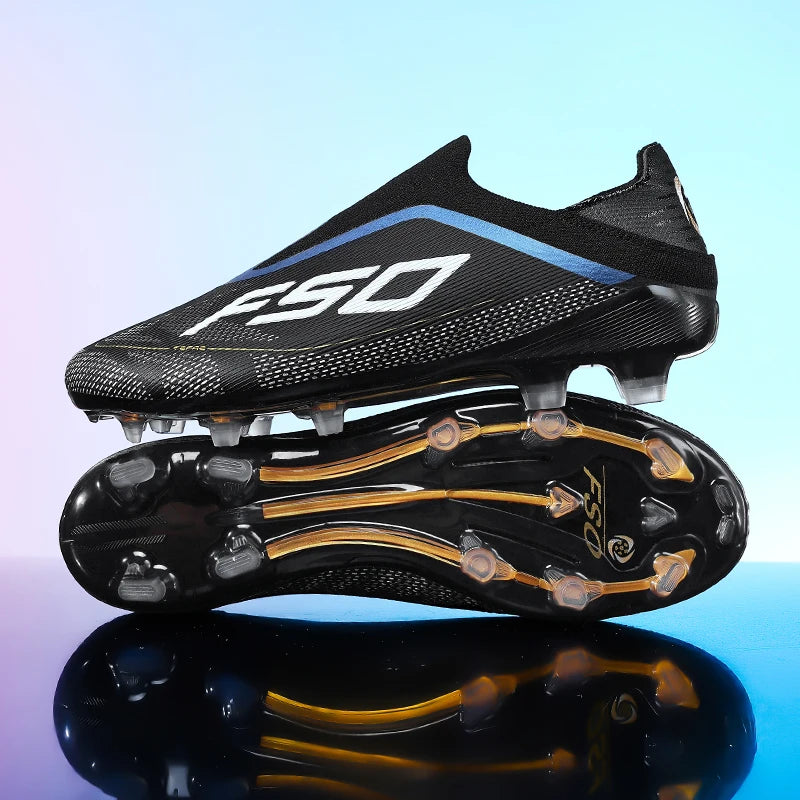 Nouvelles chaussures de football pour hommes, mi-hautes, légères, très vendues, pour l'entraînement sur herbe, antidérapantes, crampons de haute qualité pour l'extérieur.