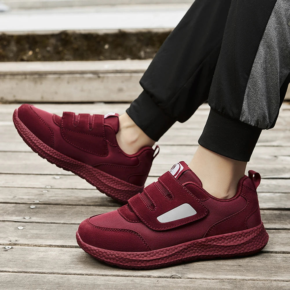 Design Diabetic Shoes Wide Walking Shoes with Adjustable Closure Slip-On Orthopedic Elderly Shoes Sneakers for Men Women