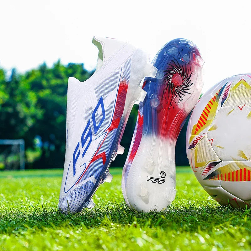 Nouvelles chaussures de football pour hommes, crampons de haute qualité, bottes de football pour terrain en herbe, idéales pour les matchs en extérieur, baskets légères mi-hautes, très vendues, antidérapantes, pour l'e