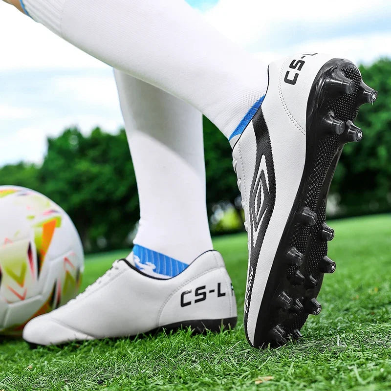New Men Football Boots Grass Cleats Soccer Shoes Match Adult Indoor Ultralight Non-Slip Boys Futsal Sport Turf Comfortable