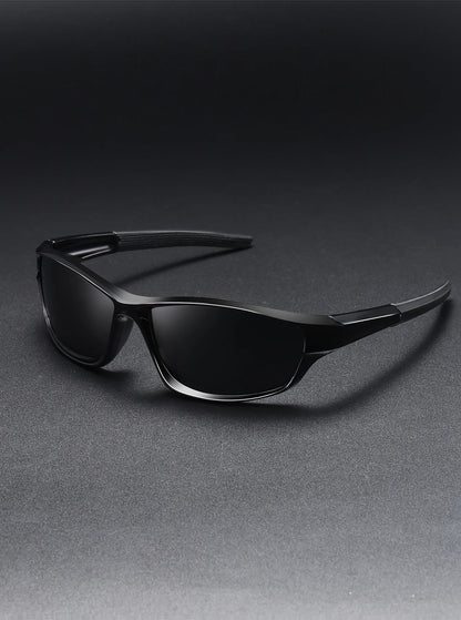 Classic retro fashion glasses, unisex, easy to carry, PC material, durable.